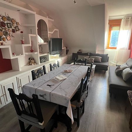 Apartmán La Perla Del Pirineo Jaca Exteriér fotografie